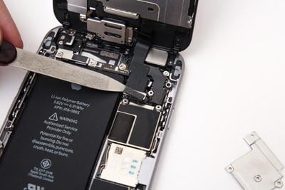 Replace the Battery of iPhone